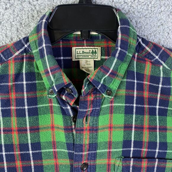 L.L. Bean Men's Green Plaid Dress Shirt - Picture 3 of 13